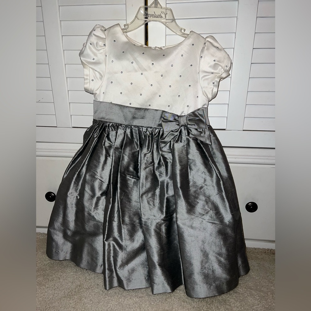 Gymboree Silver and White Formal Girls Silk Dress 4T Holiday Tutu